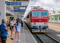 Cestovanie počas sviatku 8. mája bez obmedzení - Vlaky pôjdu ako v pracovné dni