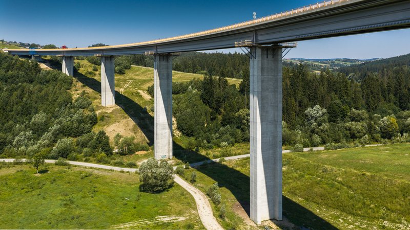Diaľnica D3 na Kysuciach bude týždeň uzavretá, opravujú most Čadečka
