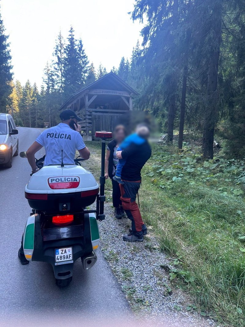 Dráma na Orave - Policajti odišli zo svadby kolegov zachraňovať trojročného chlapca