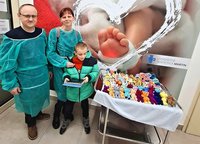 Háčkované chobotničky pomáhajú v Martine predčasne narodeným deťom