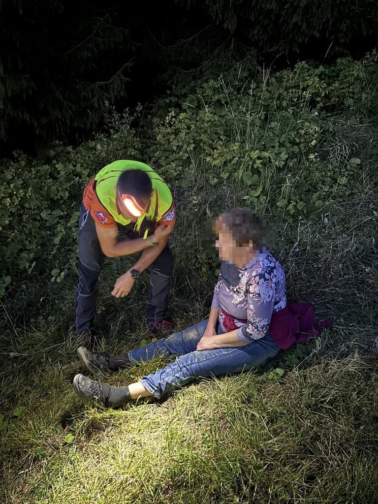 Horskí záchranári v Malej Fatre pomáhali v noci vyčerpanej českej turistke