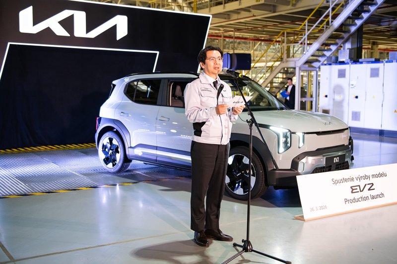Kia Slovakia spustila v Tepličke nad Váhom sériovú výrobu modelu EV2