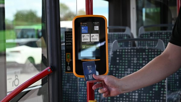Konečne aj v MHD Martin - Od septembra nastúpite do autobusu všetkými dverami