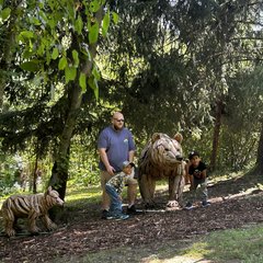 Na Liptove otvorili unikátny prírodný park Woodlandia s monumentálnymi sochami