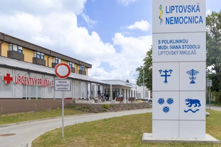 Nemocnice v Žilinskom kraji dostali od VšZP menej peňazí ako súkromné siete, župa hovorí o diskriminácii