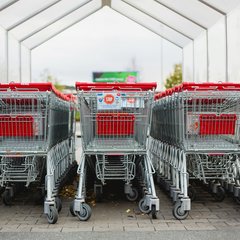 Obchody počas Dušičiek - Veľký prehľad otváracích hodín