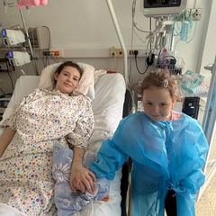 Päťročná dcérka čaká na mamu. Pomôže zbierka na nákladnú rehabilitáciu