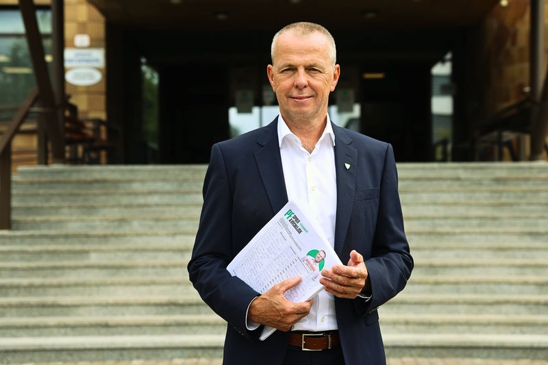 Peter Fiabáne obhájil post primátora Žiliny, voľby sprevádzala vysoká účasť