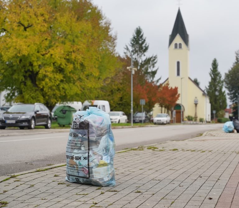 Prečo vám neodviezli smeti - Zberová služba mení zaužívaný systém