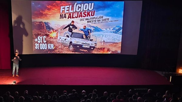 Prežiť 56 stupňov v starej Felícii - Eugen a Peťo dokázali nemožné a mieria do Námestova