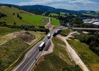 Rok od otvorenia obchvatu Tvrdošína na R3 - Nákladná doprava v meste klesla o vyše 80 percent