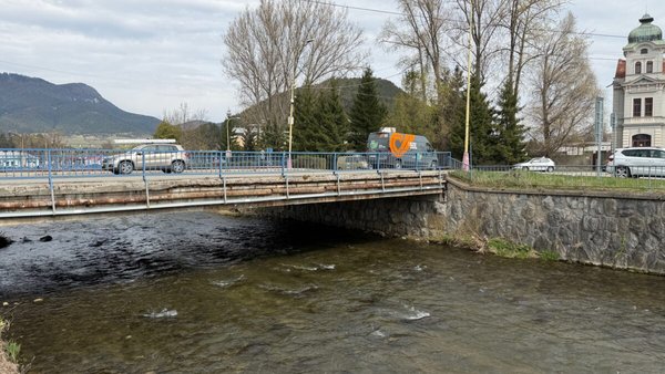 Ružomberok začína s rekonštrukciou mosta ponad Revúcu, pre osobnú dopravu bude uzavretý