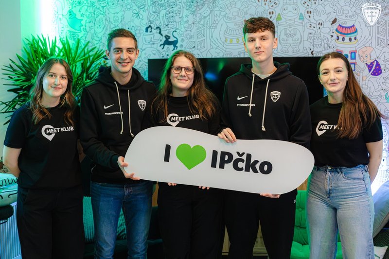 Šošoni podávajú pomocnú ruku - Vo futbale ani v živote nemusíš byť sám