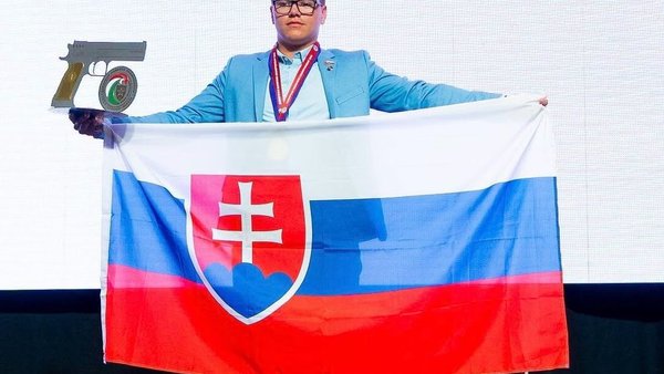 Študent žilinského gymnázia František Blaha sa stal majstrom Európy v dynamickej streľbe