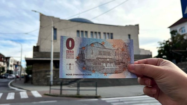 TIK mesta Žilina spúšťa predaj prvej oficiálnej nulovej eurobankovky s motívmi mestských pamiatok
