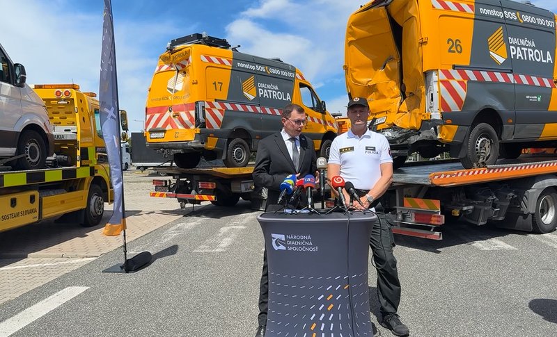 Tragická nehoda na diaľnici - NDS zavádza na cesty nové zvukové alarmy a lasery