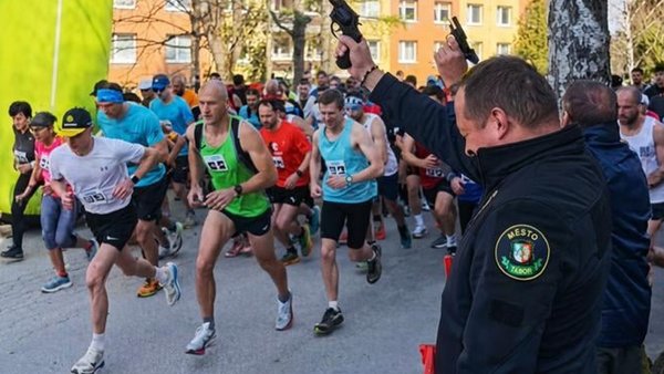 Tri dekády a 140 bežcov - Padol na Čadčianskej desiatke rekord