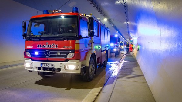 Tunel Čebrať je o krok bližšie k otvoreniu -  Záchranné zložky simulovali nehodu