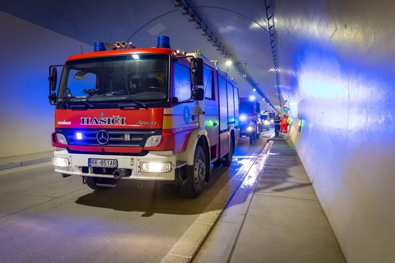 Tunel Čebrať je o krok bližšie k otvoreniu -  Záchranné zložky simulovali nehodu
