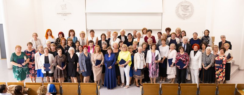 Univerzita tretieho veku UNIZA ukončila jubilejný 30. akademický rok a odovzdala diplomy