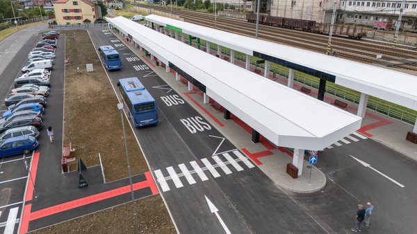 V Kysuckom Novom Meste zmodernizovali autobusovú stanicu za 1,7 milióna eur