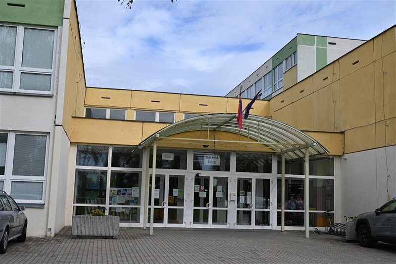 Výstavba atletického oválu v martinskom Záturčí mieri do finále