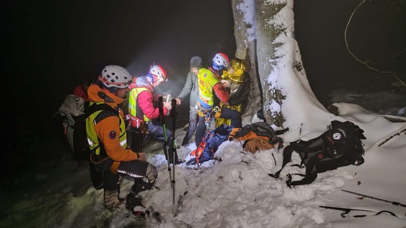 Záchranná akcia v Malej Fatre Turisti uviazli v hmle nad Pekelnou dolinou