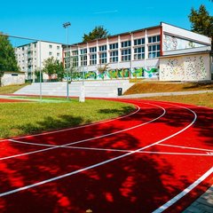 Žilina investovala do škôl milióny eur - Žiaci na Jarnej a Vendelína Javorku začínajú s modernými športoviskami
