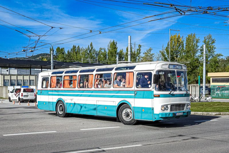 Žilinská MHD sa vrátila v čase - V uliciach jazdili historické autobusy